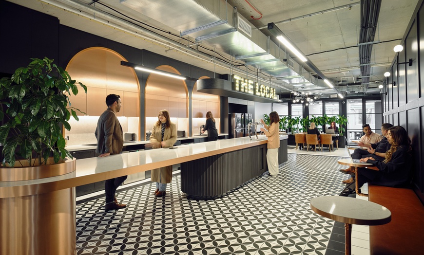 Image 13: Unlock Productivity with Business Lounge 1 Day Pass for Up to 6 People