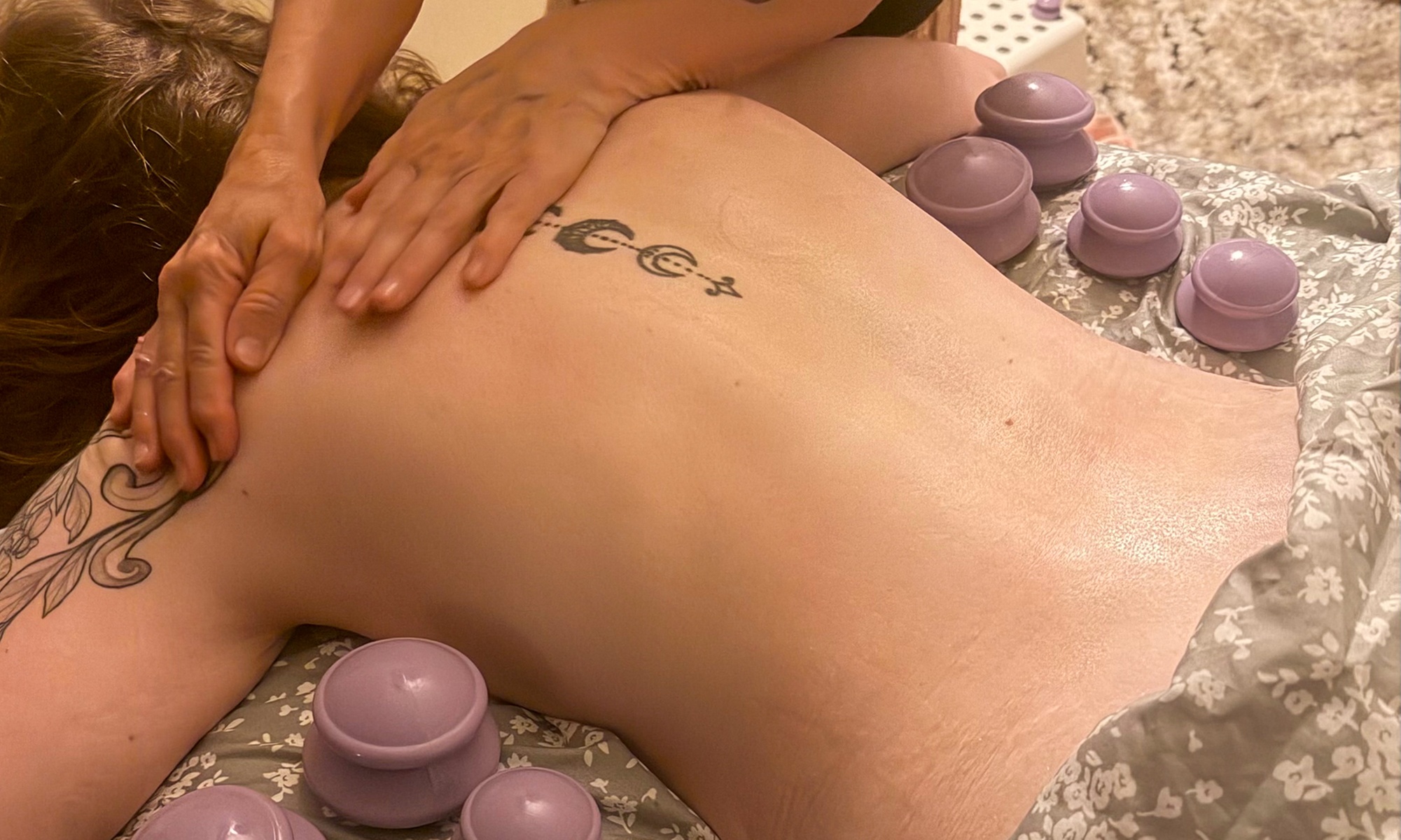 Relax with Side-by-Side Introductory Massage for 2