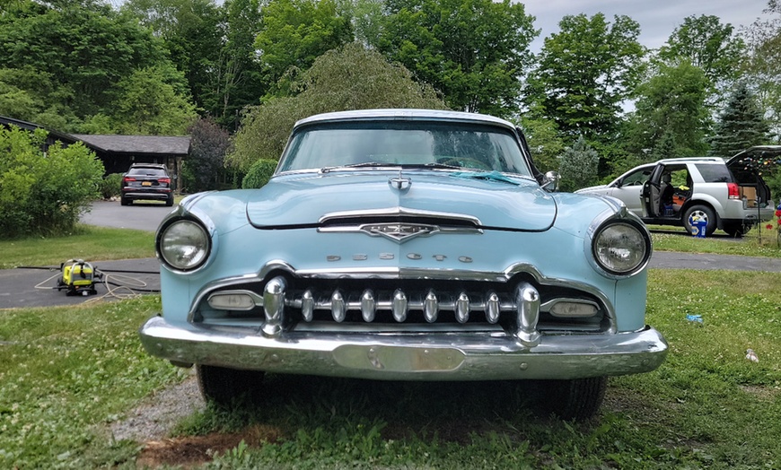 Image 8: 1 Wash & Wax, Silver Exterior Package & More - Small or Large Vehicles