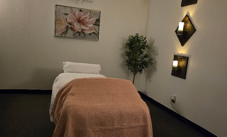 Image 2: Therapeutic, Prenatal & Lymphatic Massages – 60 or 90 Minutes