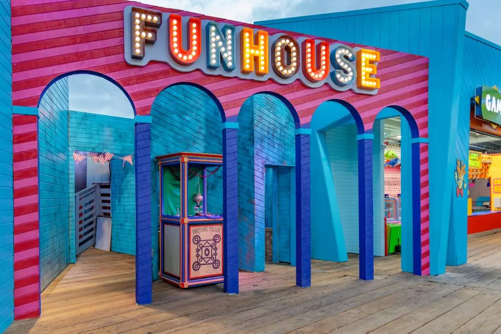 Pacific Park Ride Deals: Save up to 50% on Wristbands & Funhouse