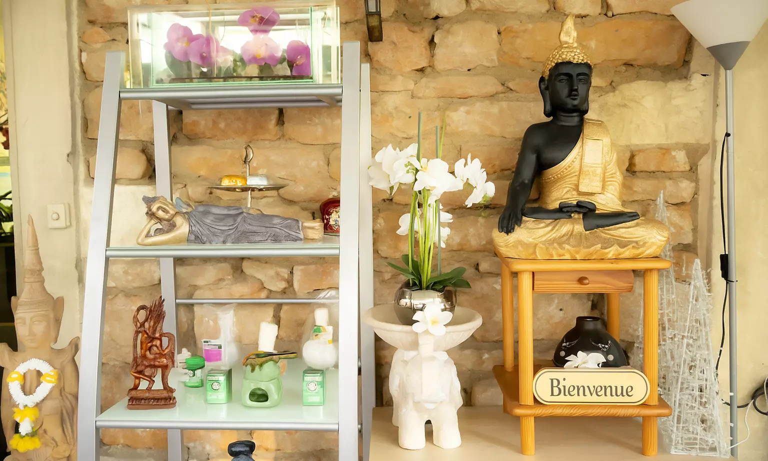 Massage traditionnel thaïlandais ou aux huiles chaudes d'1h