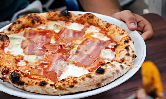 Menú italiano para 2 o 4 con pizzas a la pala y botella de lambrusco