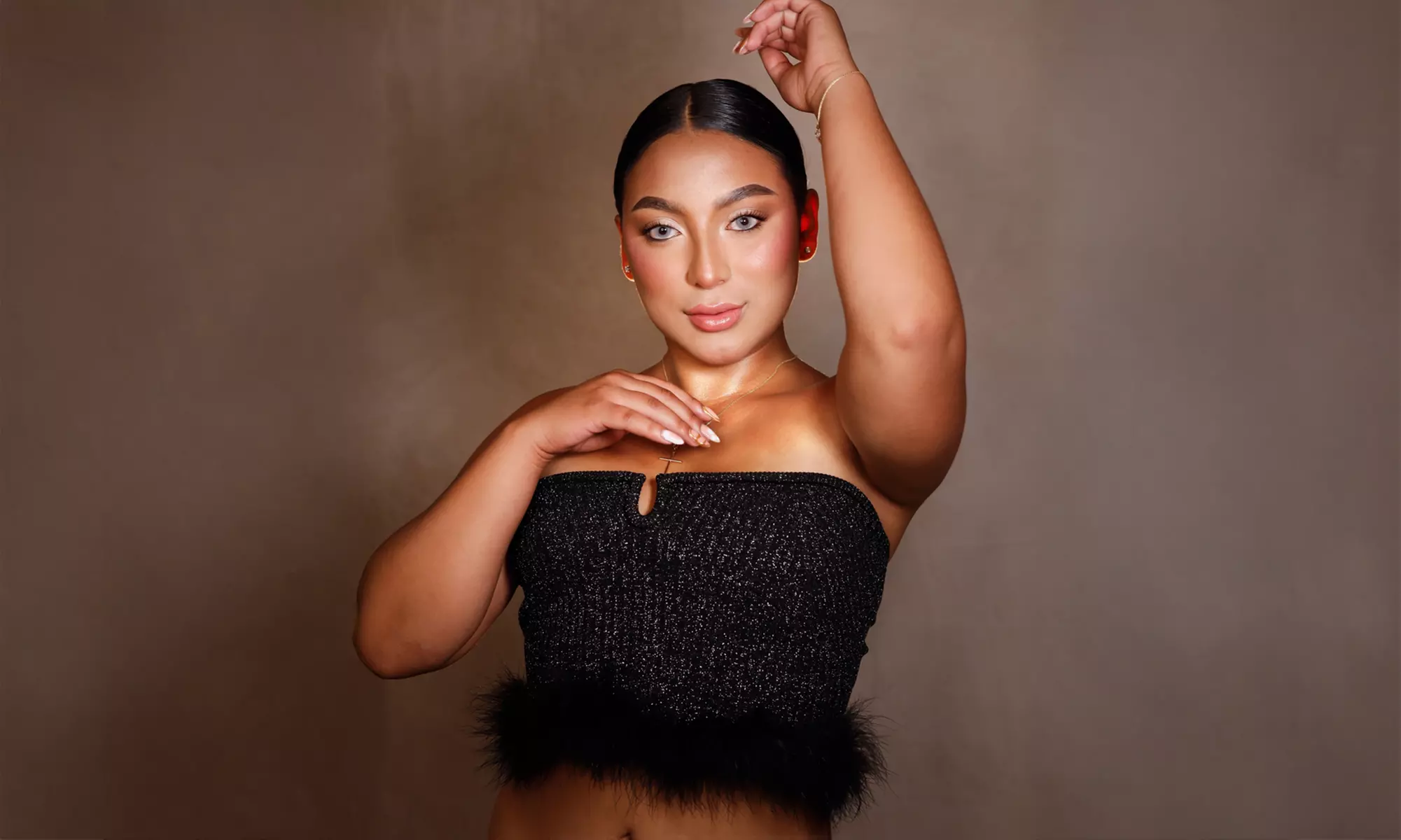 30 or 60-Minute Studio Photography Session with Hair and Makeup