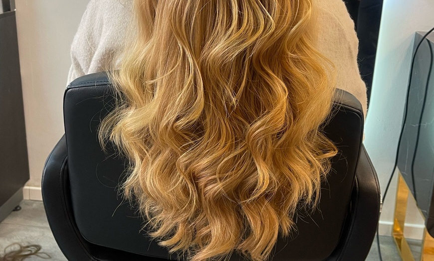 Image 4: Professionelle Haarverlängerung mit Bondings oder Tapes für 1 Person