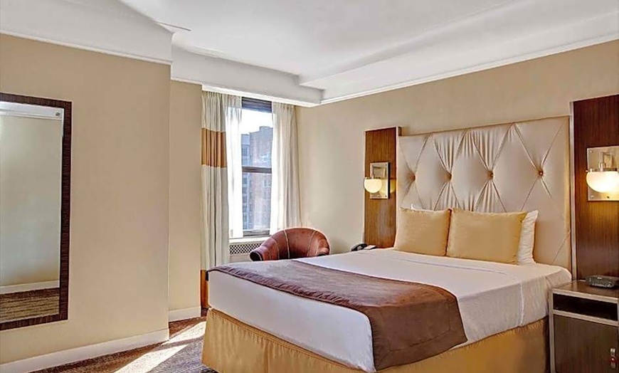 Image 3: Member-Only Deal: The New Yorker Hotel by Lotte Hotels