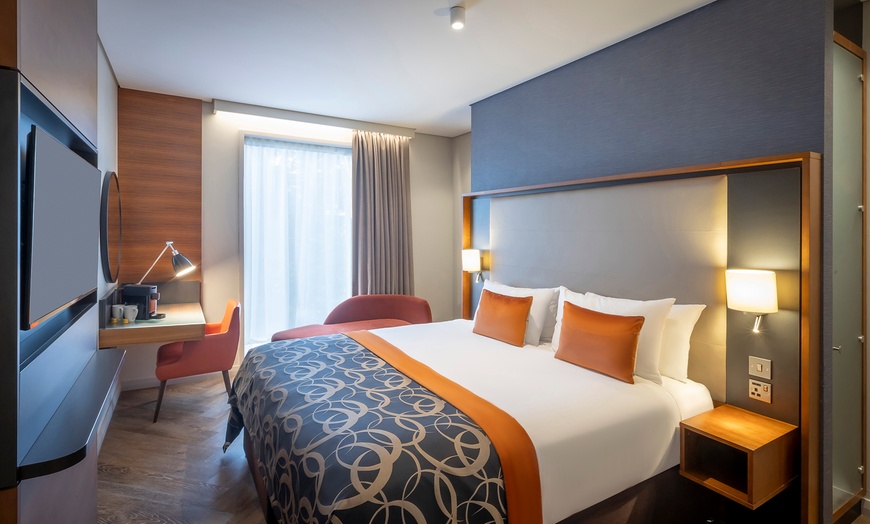 Image 4: 4* Birmingham Stay for 2 with Breakfast & Dinner