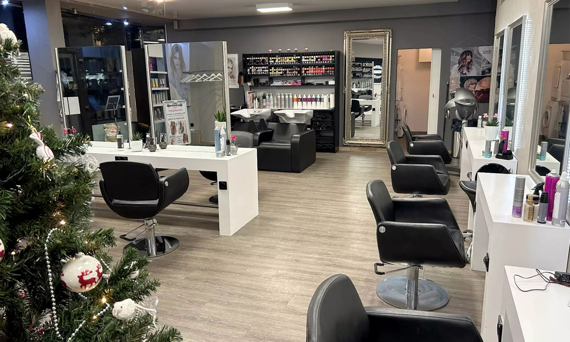 Seidenfadenlifting, Gesichtsbehandlung, Microneedling / Hyaluron Boost