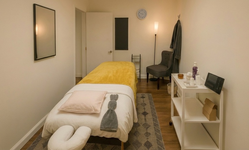 Image 3: Signature Body Flow & Premium Upgrade Massages in LA