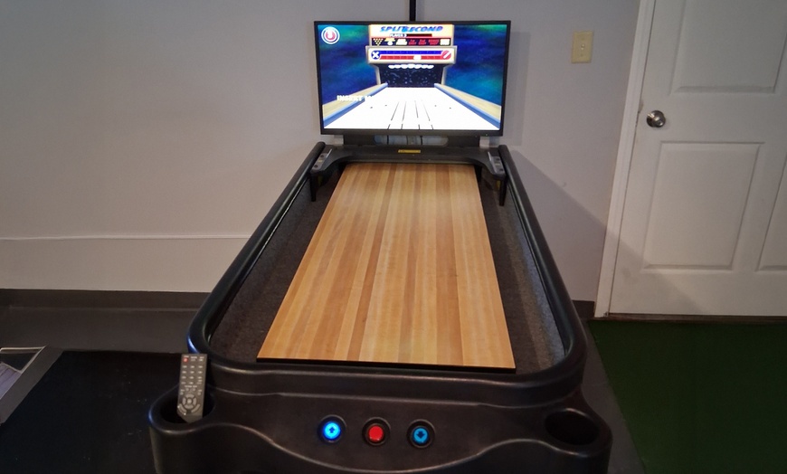 Image 5: Experience the Thrill Of Indoor Golf Play Simulator