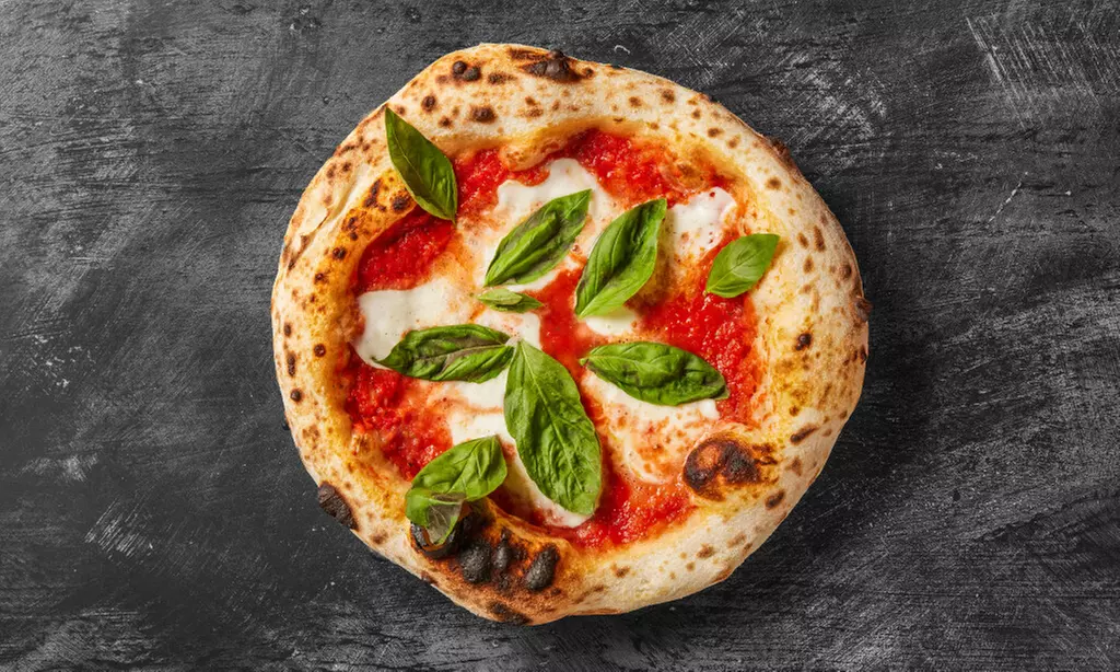 1 oder 2 Pizzen nach Wahl