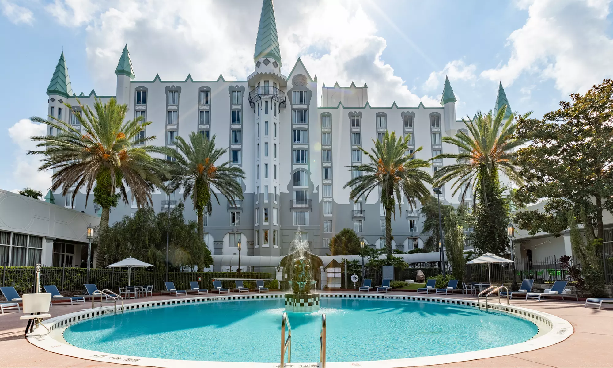 Member Pricing: 4-Star Hotel in Orlando Near Universal Boulevard 
