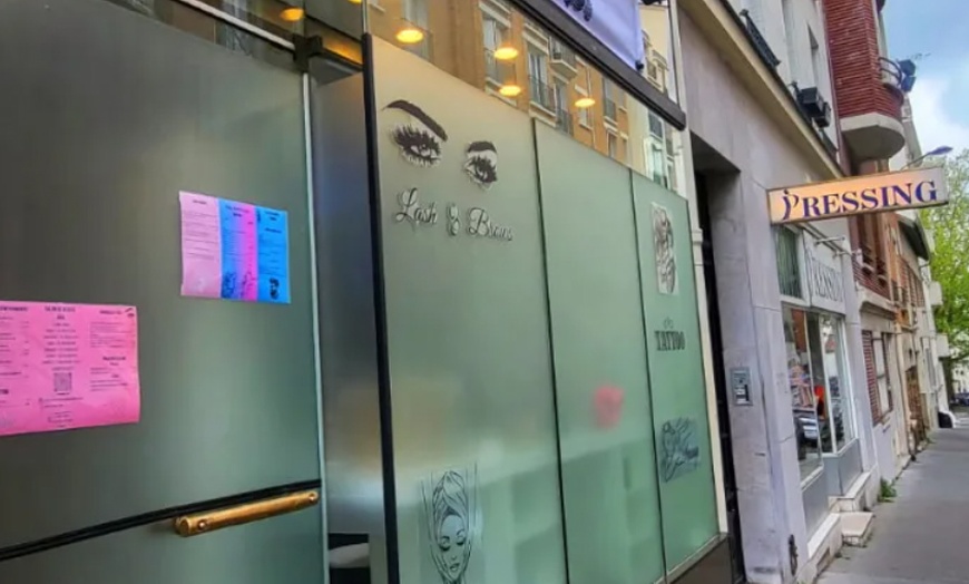Image 3: Browlift sourcils et réhaussement cils au salon de Beaute Diva