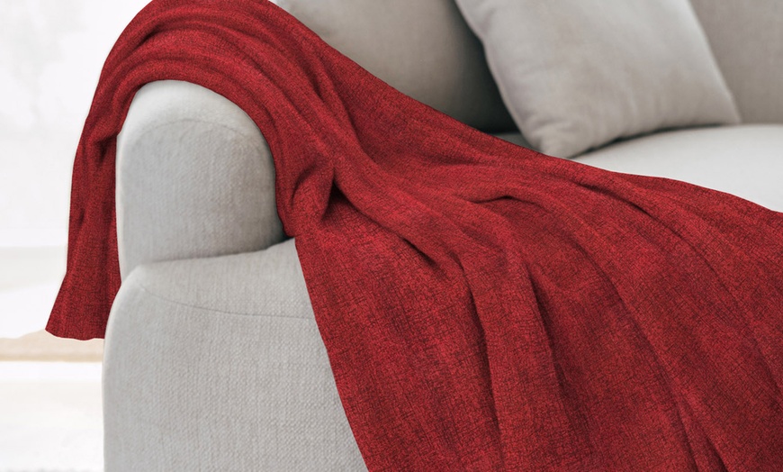 Image 9: Decorative Multi-Purpose Fabric Throw 