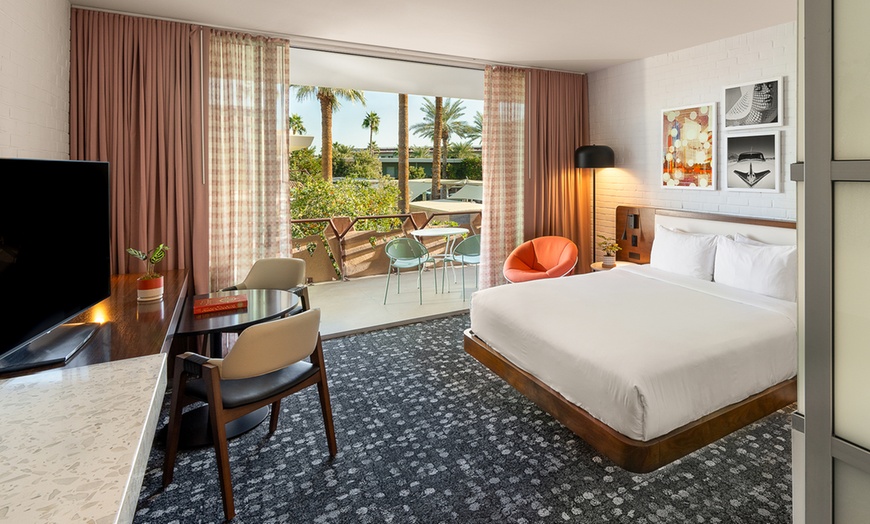 Image 3: Member Pricing: Stylish 4-Star Hotel with Spa and Restaurant