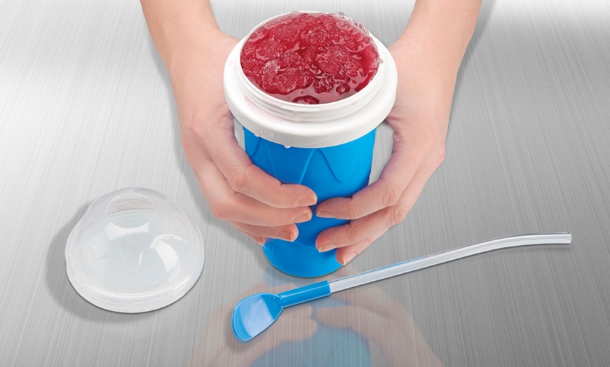 Image 3: Squeezable Slushy Cup Maker