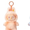 Image 25: Porte-clés peluche inspirée de l'univers Labubu