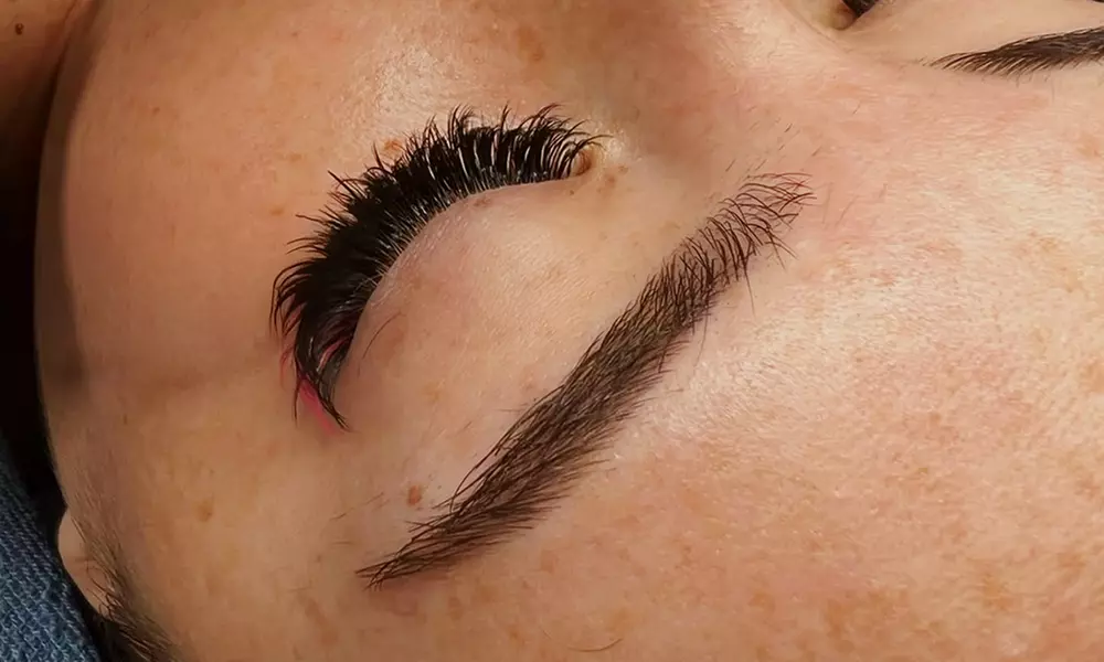 Enhance Your Look: One Single Eyebrow Microblading, Deluxe Powder or Ombre Session ( Up to 50% Off) - Primary Image