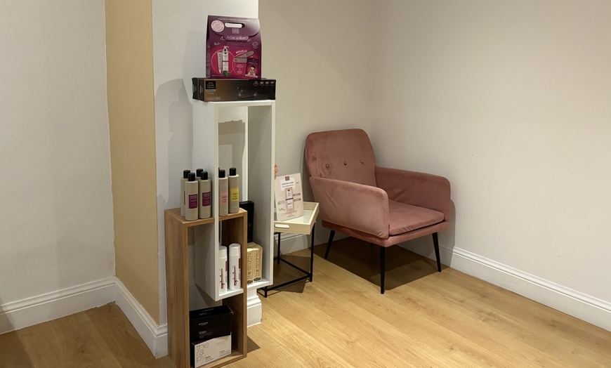 Image 2: Aromaterapia y masaje facial con head spa japonés