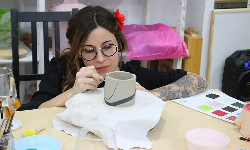 Image 11: Curso intensivo de cerámica con bebida y picoteo, verano e invierno