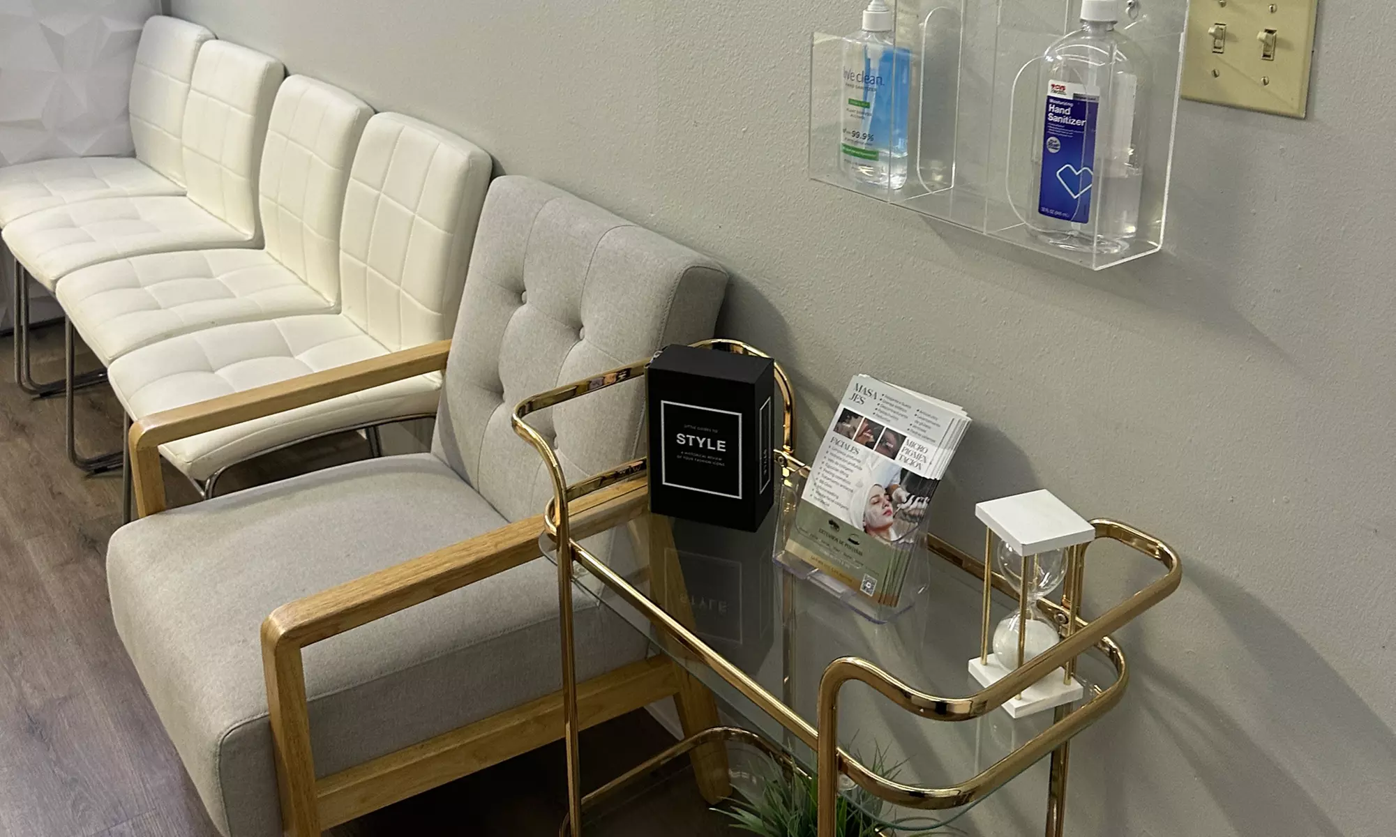 Get a Radiant Smile w/ 1, 2, or 3 45-Minute Teeth Whitening Treatments
