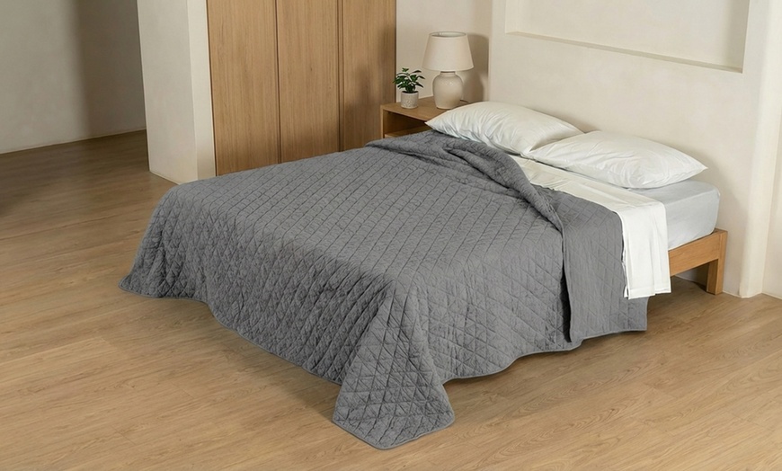 Image 3: Copriletto matrimoniale Frisè