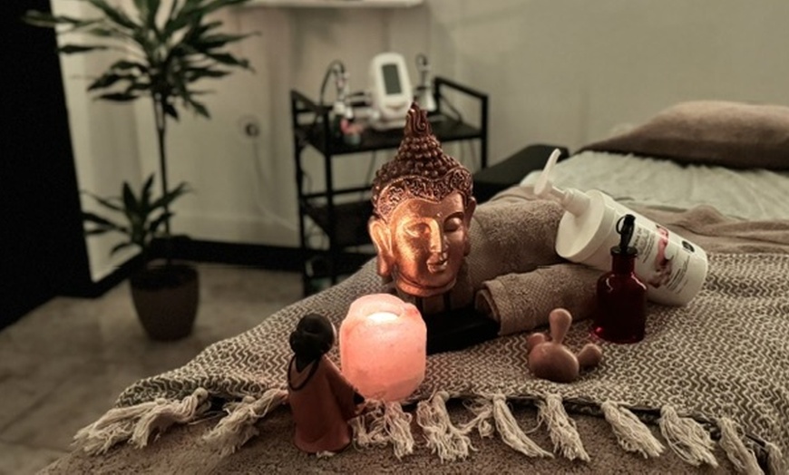 Image 4: Masaje de hasta 1 h a elegir: relajante, deportivo o drenaje linfático