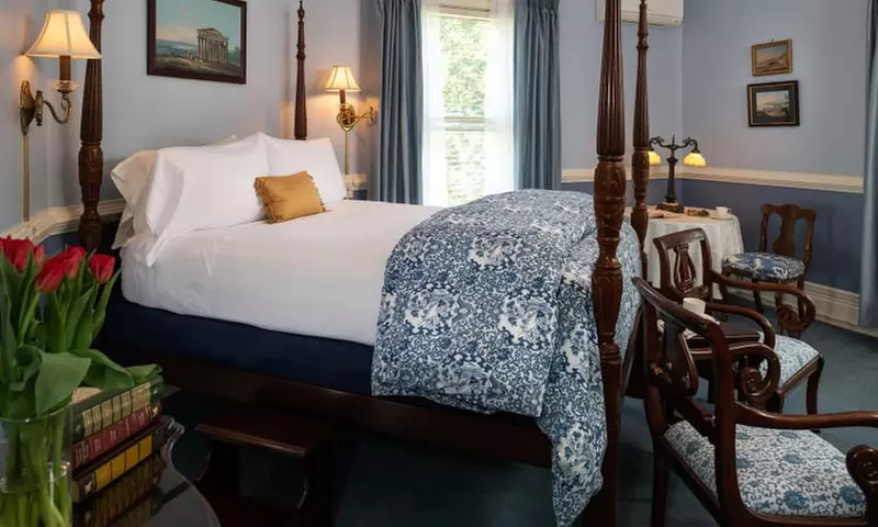 Member Pricing: Charming B&B Near Grove Park With Veranda Views