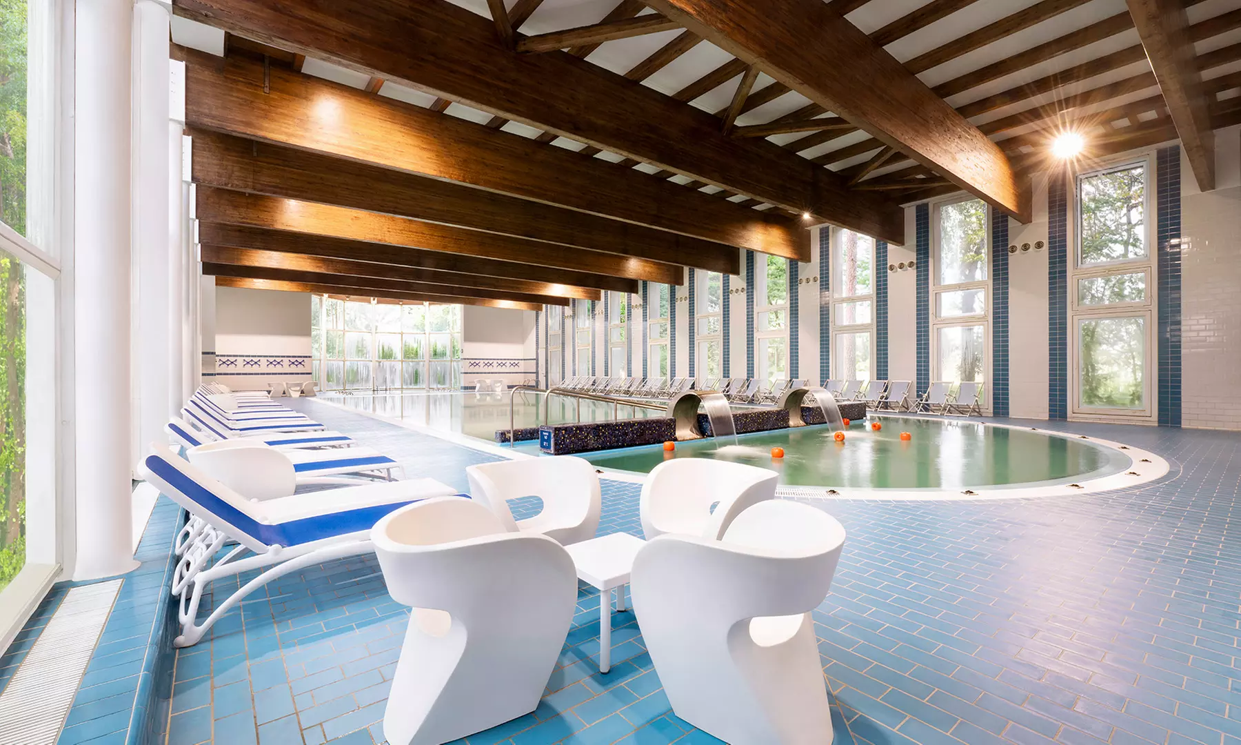 Monticelli Terme: 1 o 2 notti con colazione o mezza pensione e terme