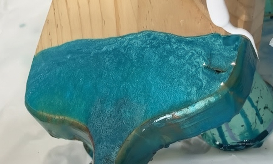 Image 11: 1.5 Hours of Resin Cheese board Workshop for Up to 14 People 