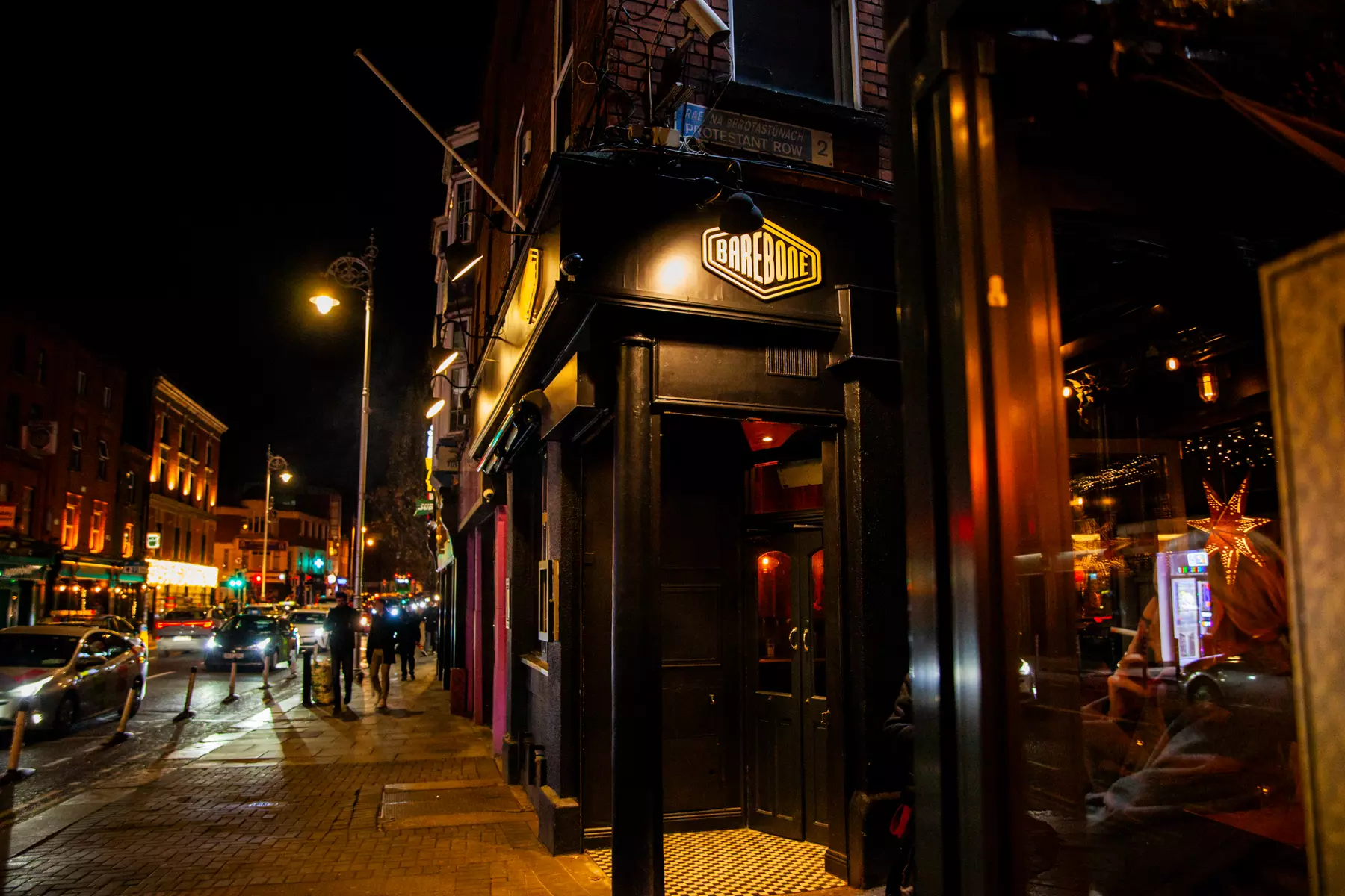 Enjoy Irish-American Comfort Food to a Curated Vinyl Soundtrack