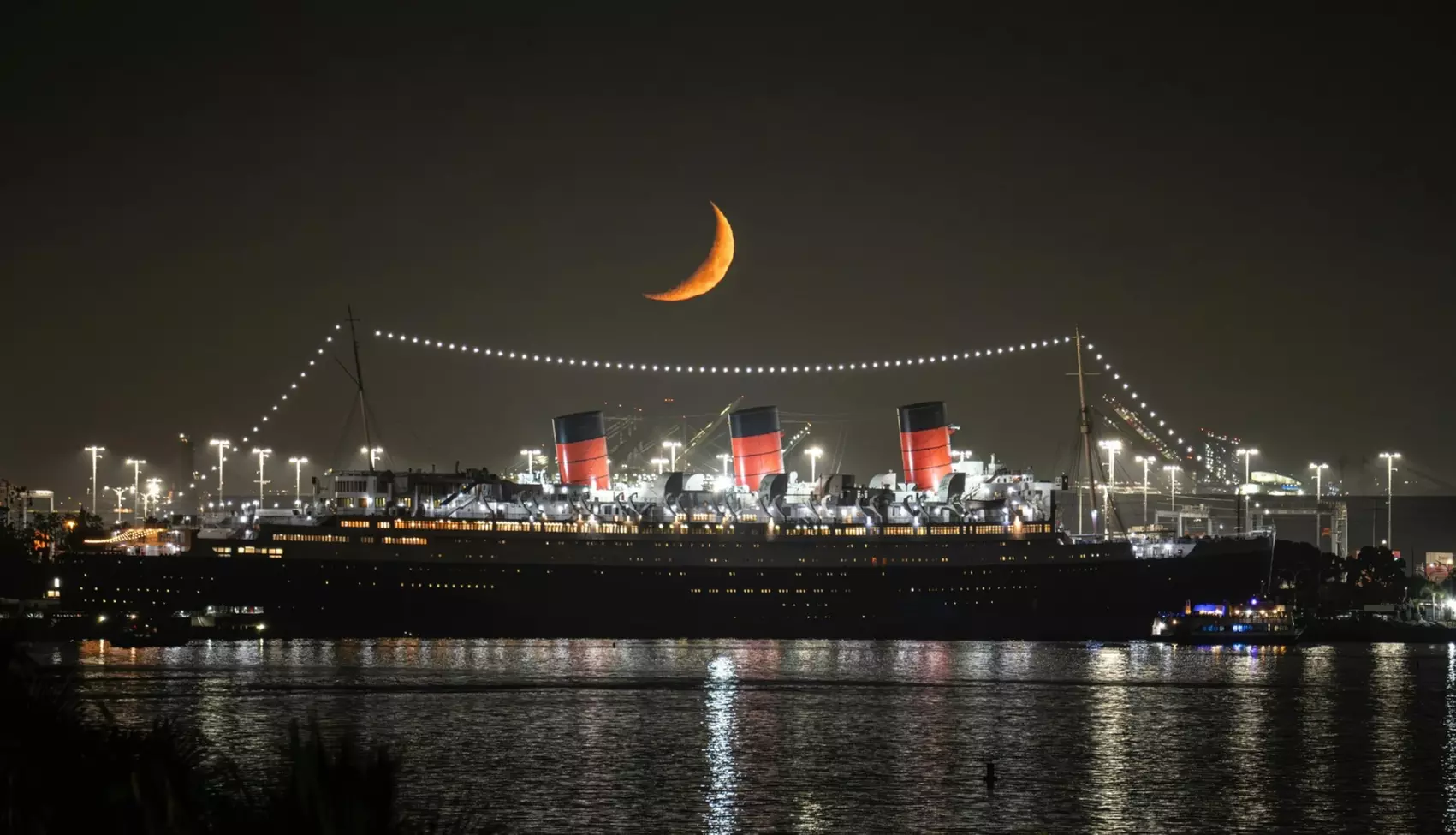 See Queen Mary and Thums Islands with Ghostly Waters Boat Tour at Long Beach - Primary Image