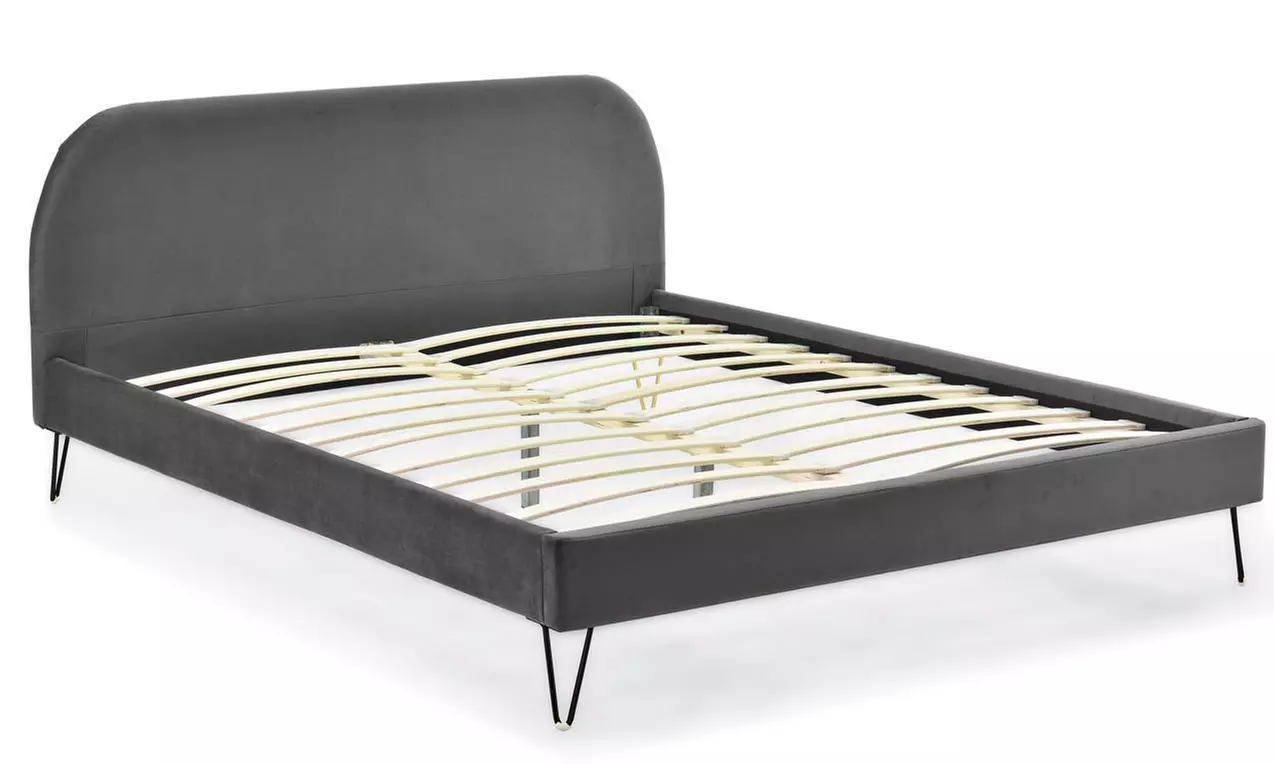 Lit velours "Garbera" 140 x 190 cm ou 160 x 200 cm de Kocoon