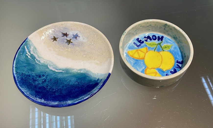 Image 19: Taller de pintura cerámica con picoteo y bebida para 1 o 2 personas