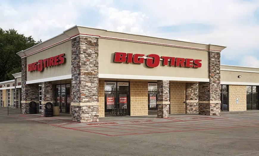 Image 1: Expert Full or Semi-Synthetic Oil Change & Basic Tire Rotation