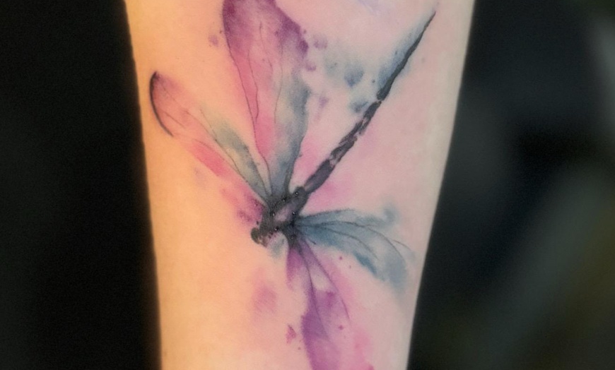 Image 12: 1 kleines oder mittelgroßes Tattoo oder kleines Partnertattoo