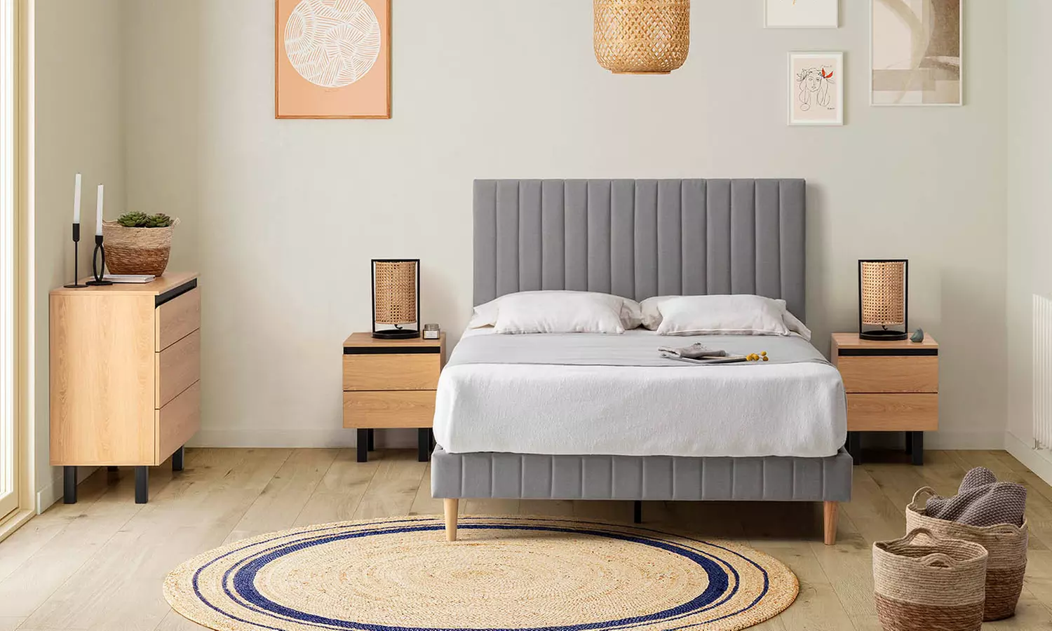 Gepolstertes Bettgestell „Eris“ mit Lattenrost