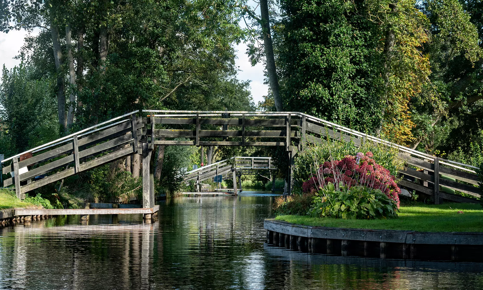 Giethoorn Tour: vanuit Amsterdam in een Hop On Hop Off Holland bus