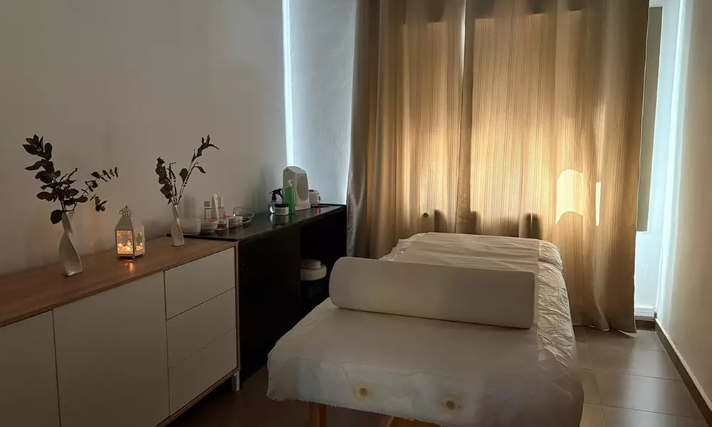 Masaje relajante o descontracturante de 45 o 60 minutos para 1 persona