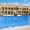 Image 1: Abu Dhabi: 1- or 2-Night 4* Stay with Breakfast