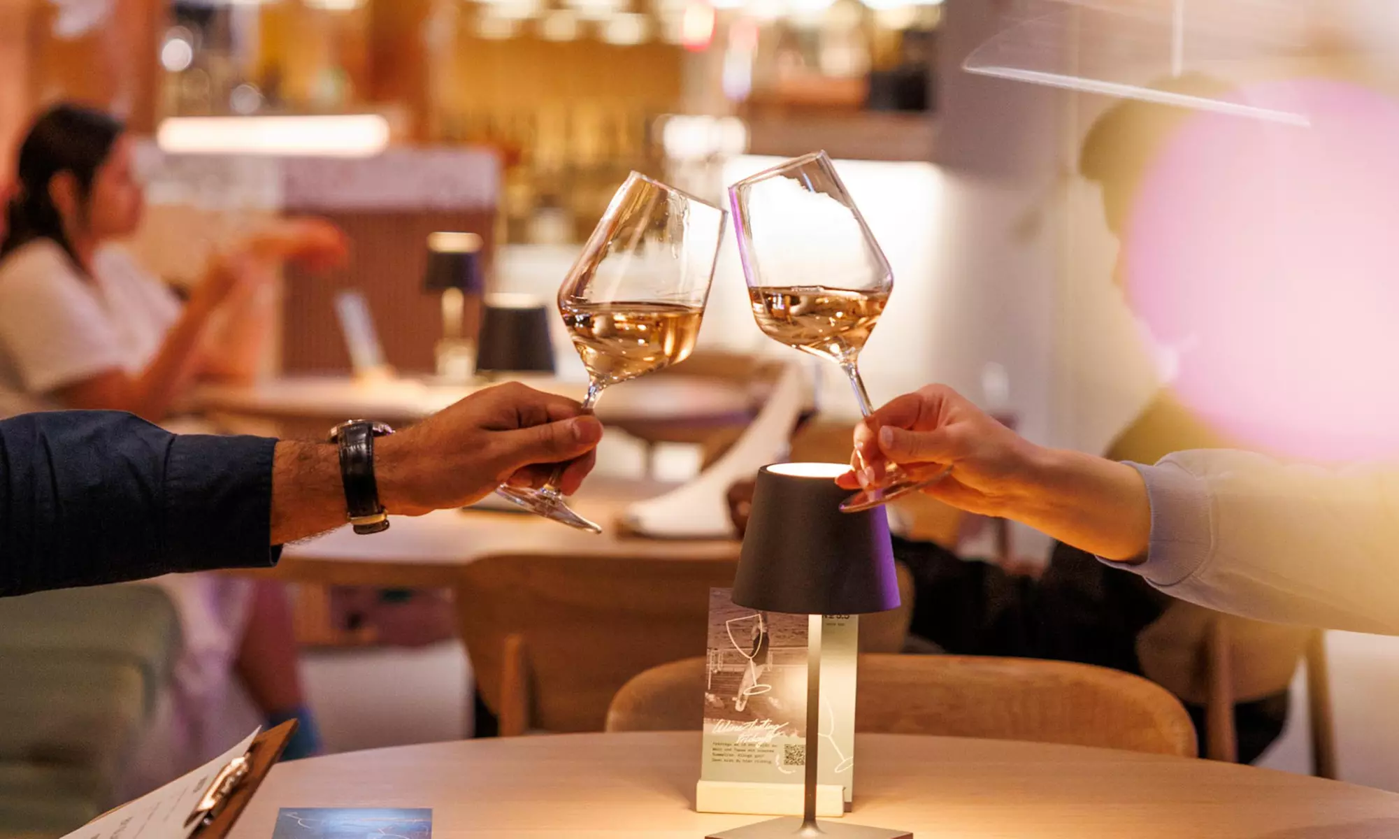 Wine Tasting am Potsdamer Platz - 4 Weine für 2, 4 oder 6 Personen