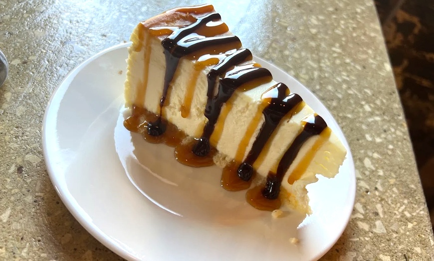 Image 2: AYCE Bottomless Brunch, Dinner, with drinks or Family Packages