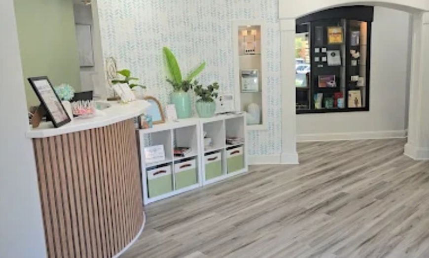 Image 3: One, Three or Five Hyperbaric Oxygen Therapy Sessions Healing Services