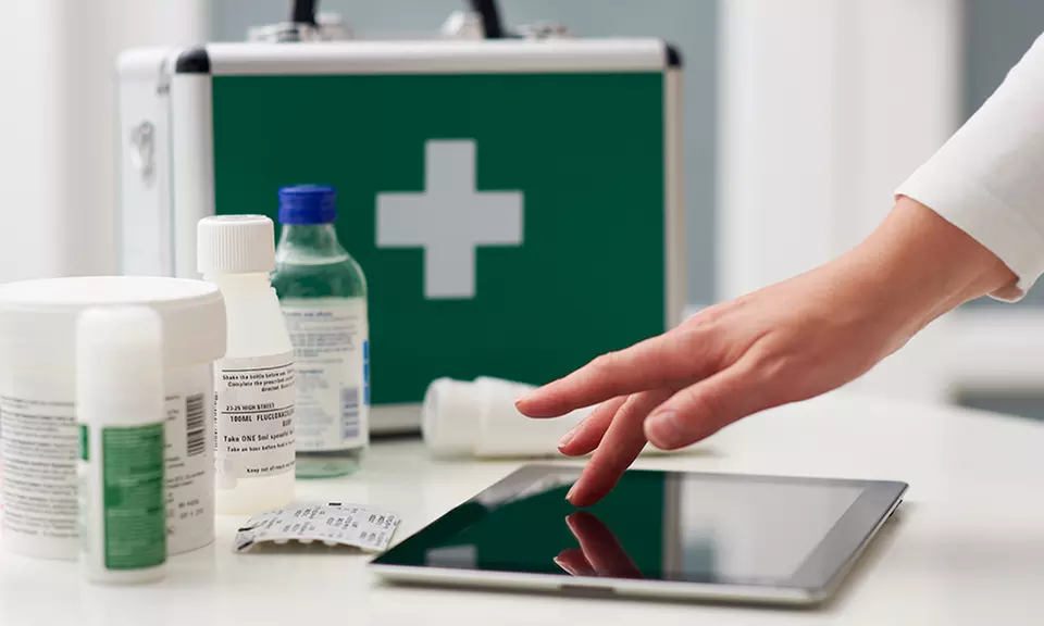 Curso online de RCP y primeros auxilios con 5 módulos para 1 persona, con hasta un 91% de descuento - Primary Image