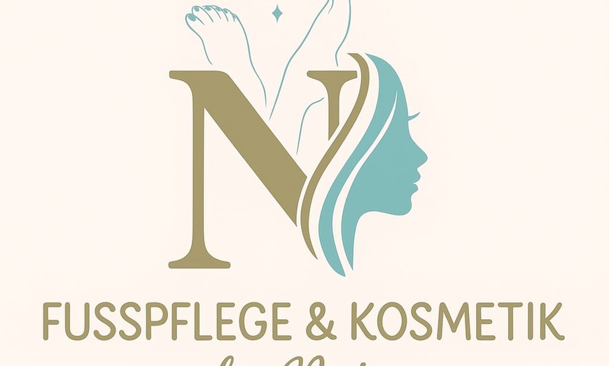 Image 5: Klassische Mani- und / oder Pediküre mit Shellac in Wunschfarbe