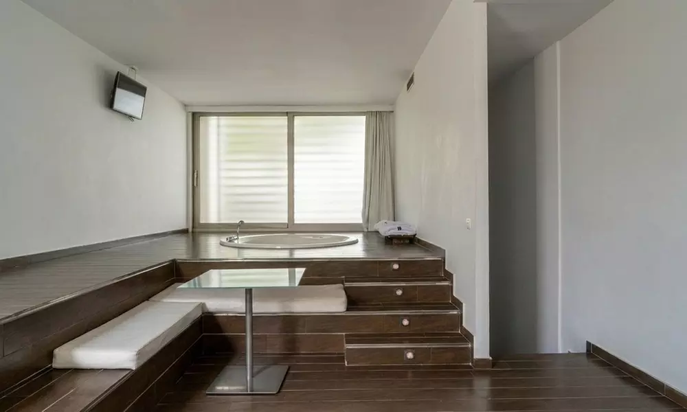 Castellón: suite junior o máster privada a elegir