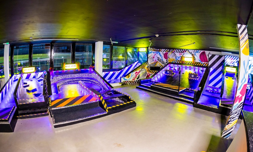 Image 5: One Round of Mini Golf