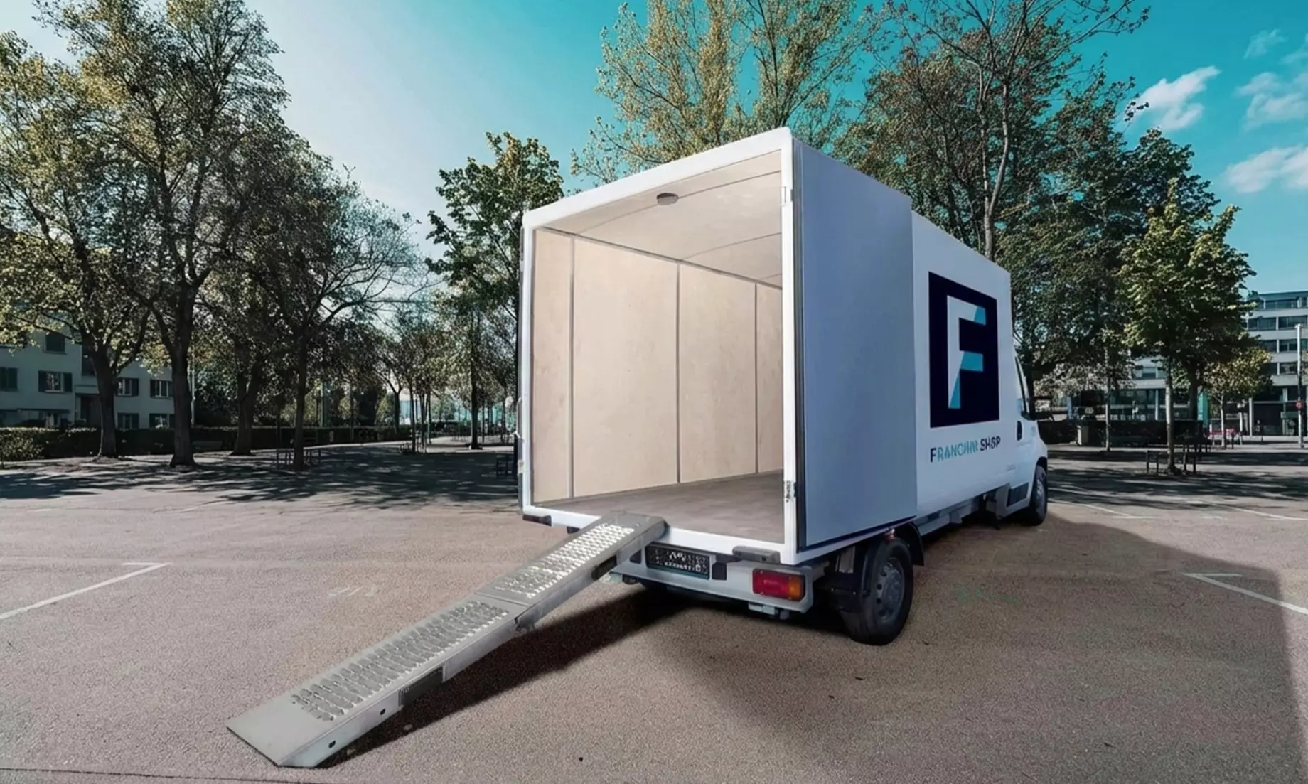 Rampa de carga plegable fabricada en acero con pintura antideslizante