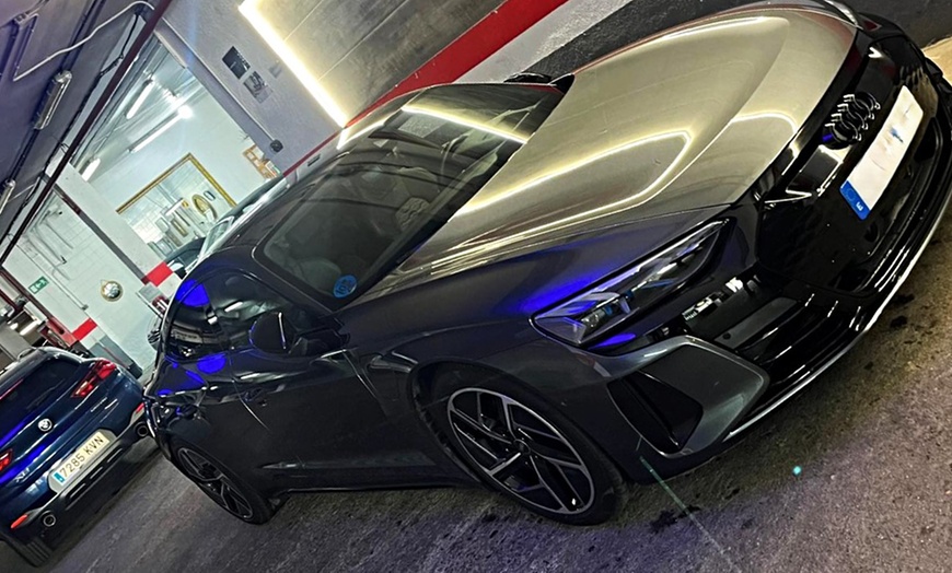 Image 8: Lavado completo con ozono, perfumado o encerado al detalle