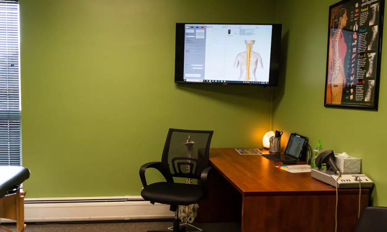 Chiropractic Evaluation with 1 or 3 Adjustments Optional Acupuncture